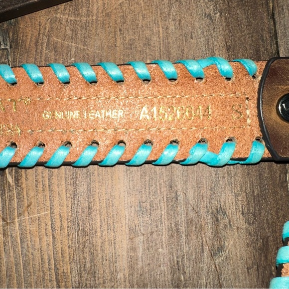Ariat Leopard HOH Leather Belt with Turquoise Whip Stitch S: Small Length: 35.5” - Picture 6 of 9